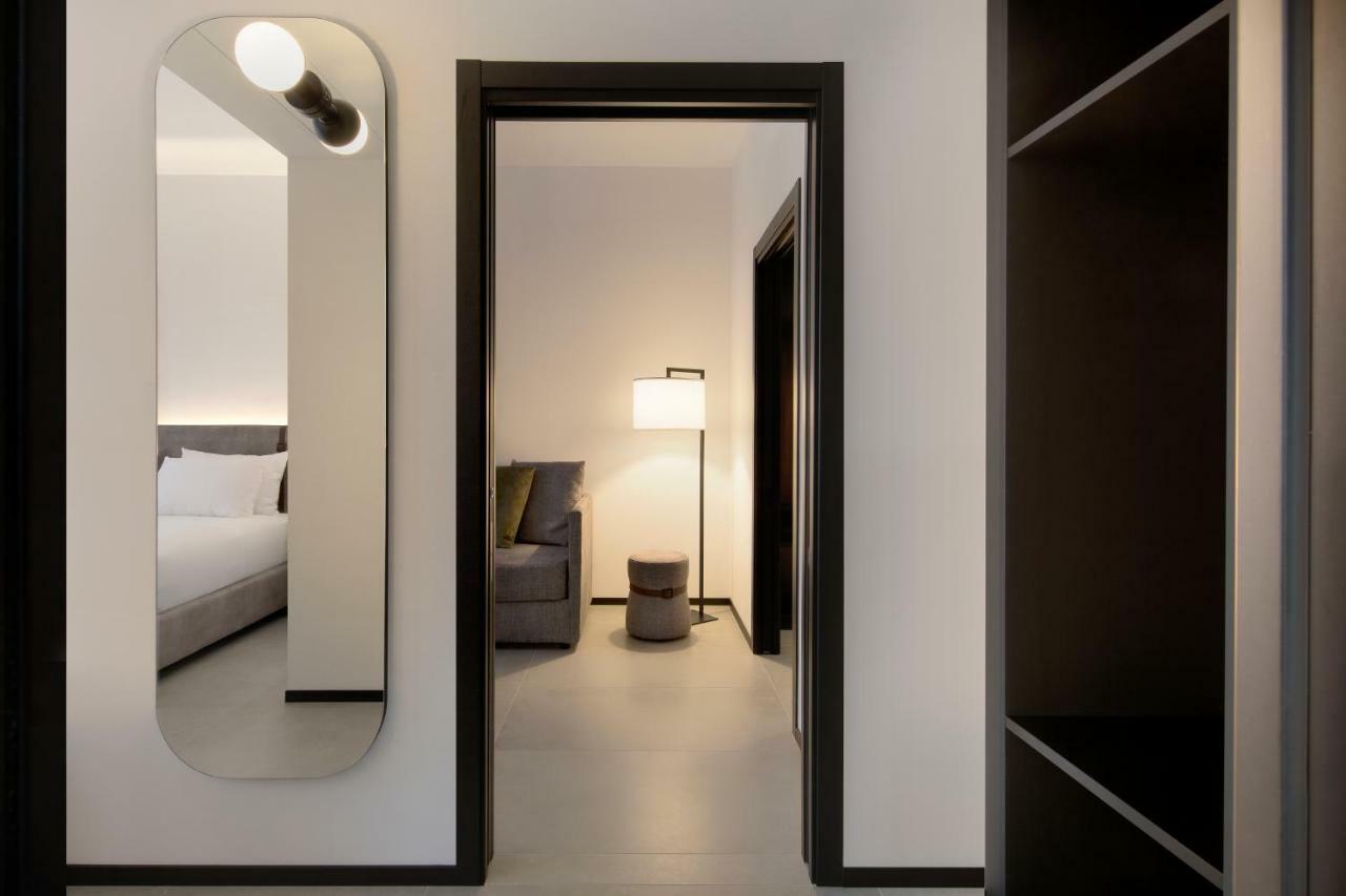 J Hotel 4*